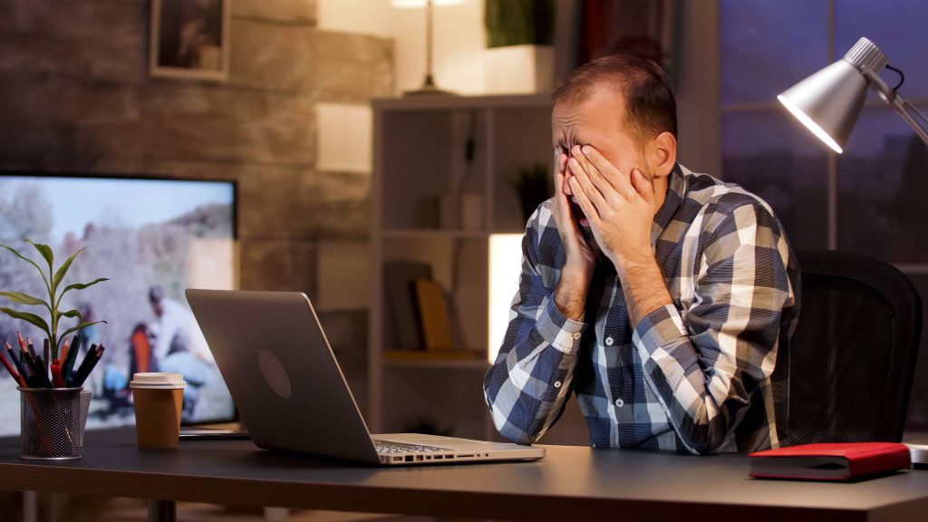 تماشای بیش از حد نمایشگر در جوانی و افزایش خطر حمله قلبی