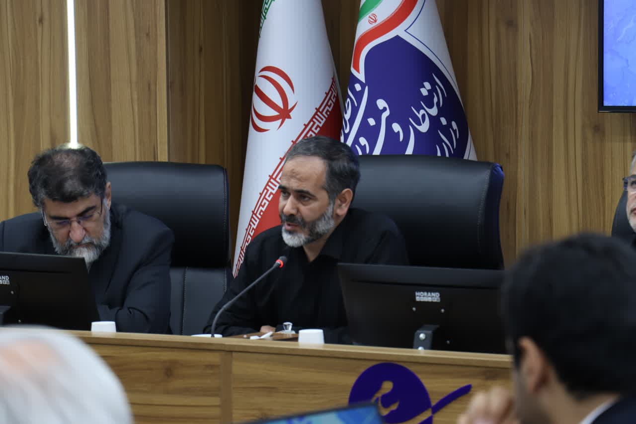 قطعی برق، خسارت حداقل 8 میلیاردی به صنعت کشور تحمیل می‌نماید