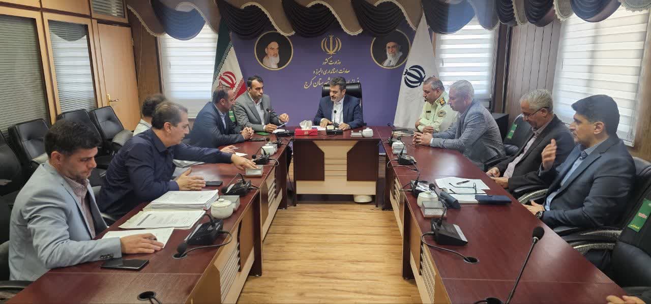 مسیر دسترسی مدارس خط ۴ حصار تسریع شود