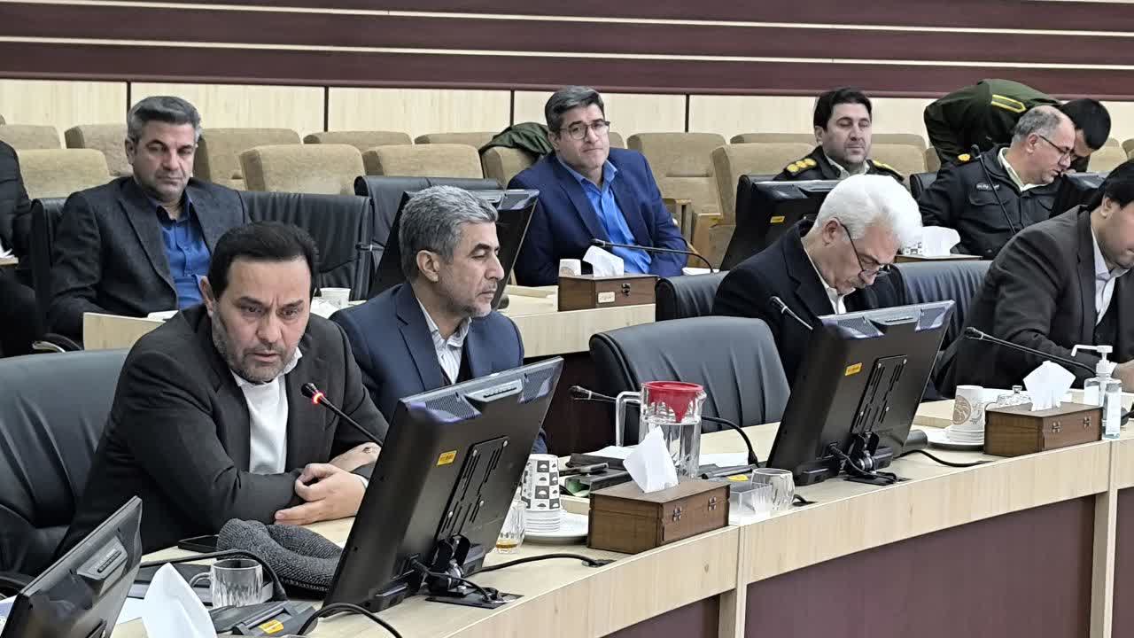 نشست اشتغال البرز؛ ۶۰ درصد تعهدات محقق شد، مسیر حمایت از تولید کجاست؟