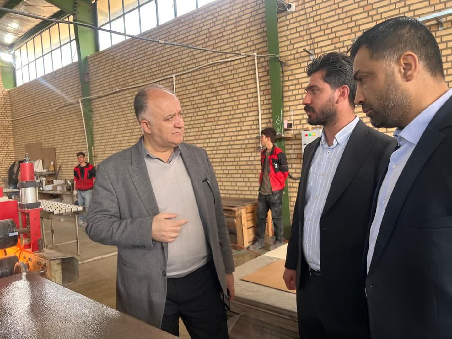 فرماندار در «خوارزمی»؛ عبور از بازدیدهای تشریفاتی یا گره‌گشایی واقعی از صنعت ماهدشت؟