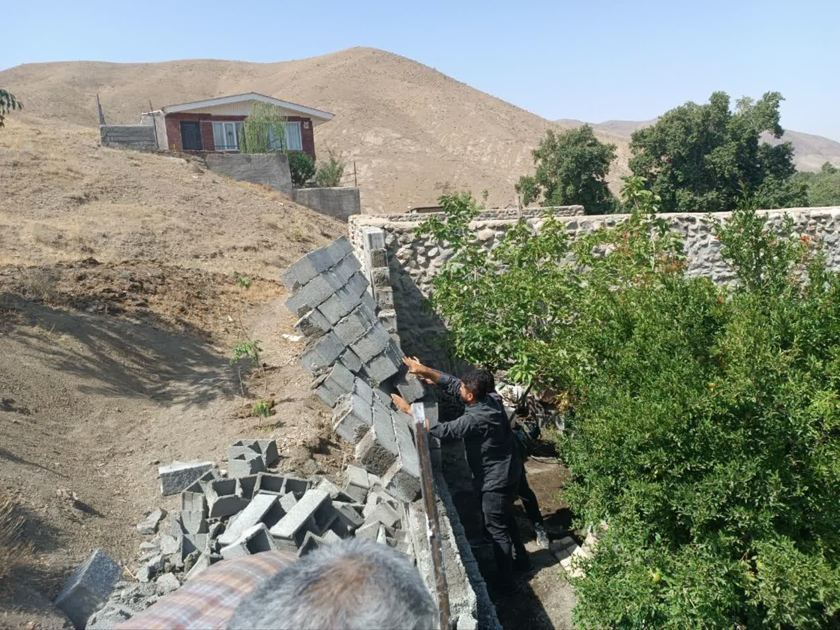 رفع تصرف از ۱۶۴۶ مترمربع اراضی ملی در شلمزار ساوجبلاغ؛ هشدار جدی به خریداران ملک و سرمایه‌گذاران